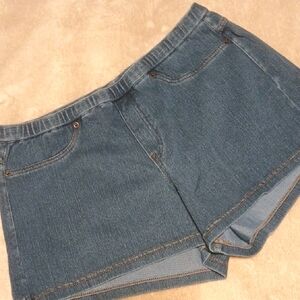 HUE Classic Blue Denim Shorts